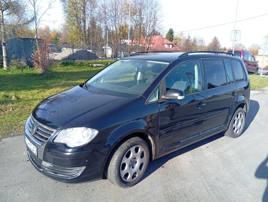VW Touran 1.9 7-osobowy auto parkowanie 6 skrzynia