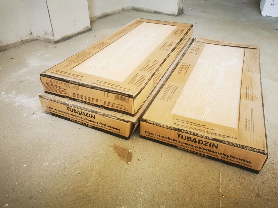 Plytki ścienne TUBĄDZIN TISSUE IVORY 29.8X74.8