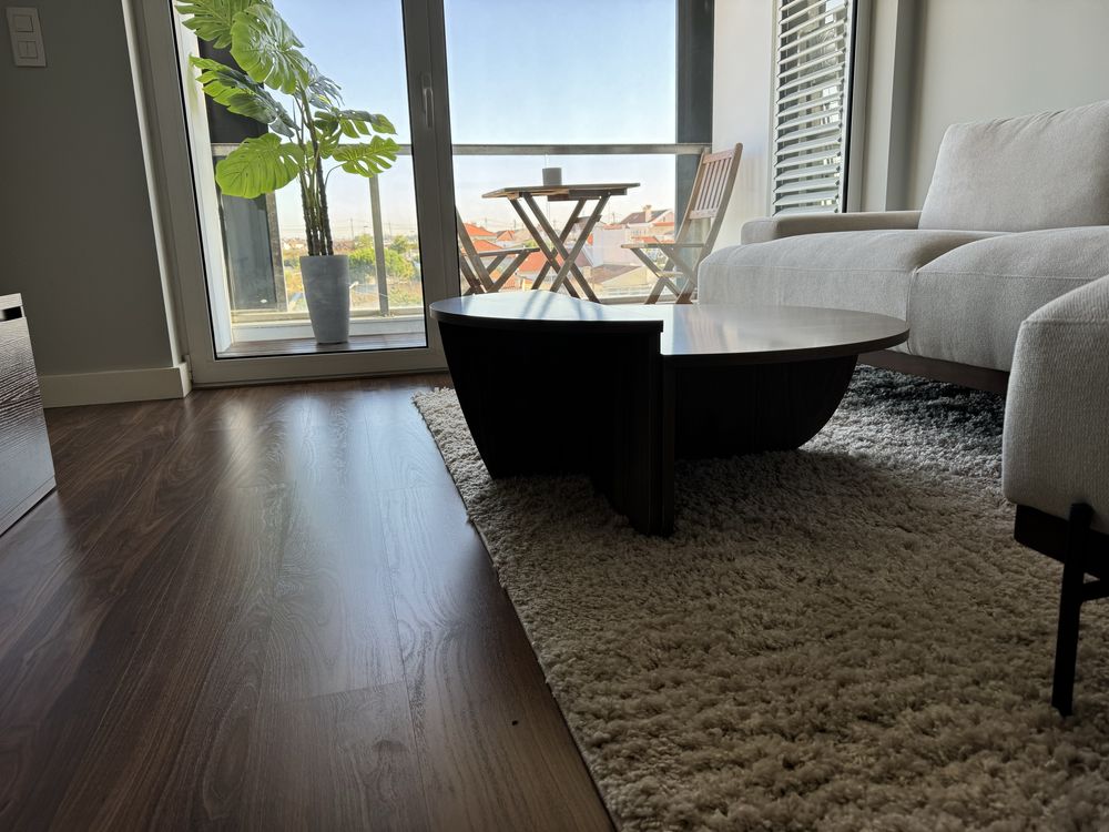 Mesa centro madeira redonda por estrear