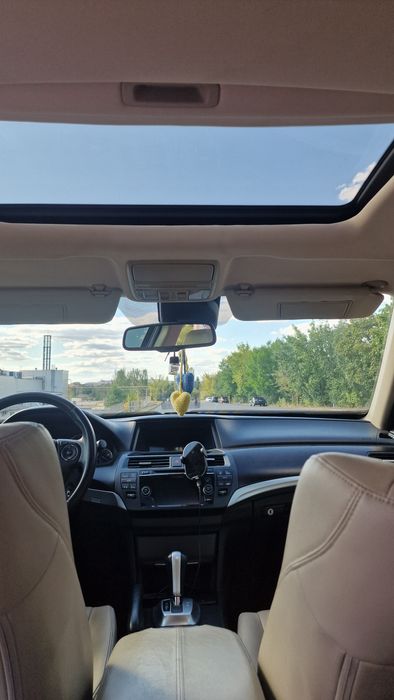 Продам власний улюблений авто Honda crosstour 2,4 в ідеальному стані