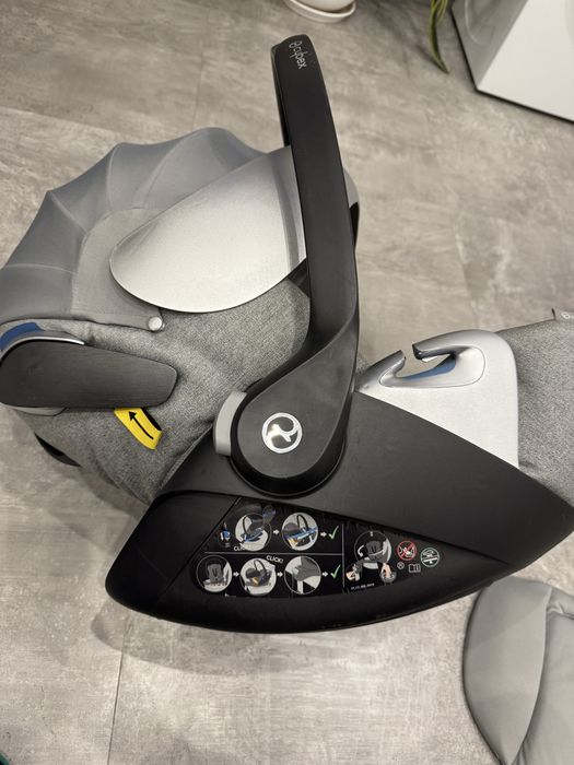 Автокрісло Cybex Cloud Z i-Size Koi з вкладишем