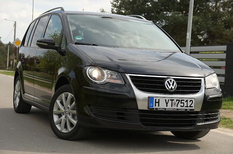 Volkswagen Touran 2010 1.9 TDI