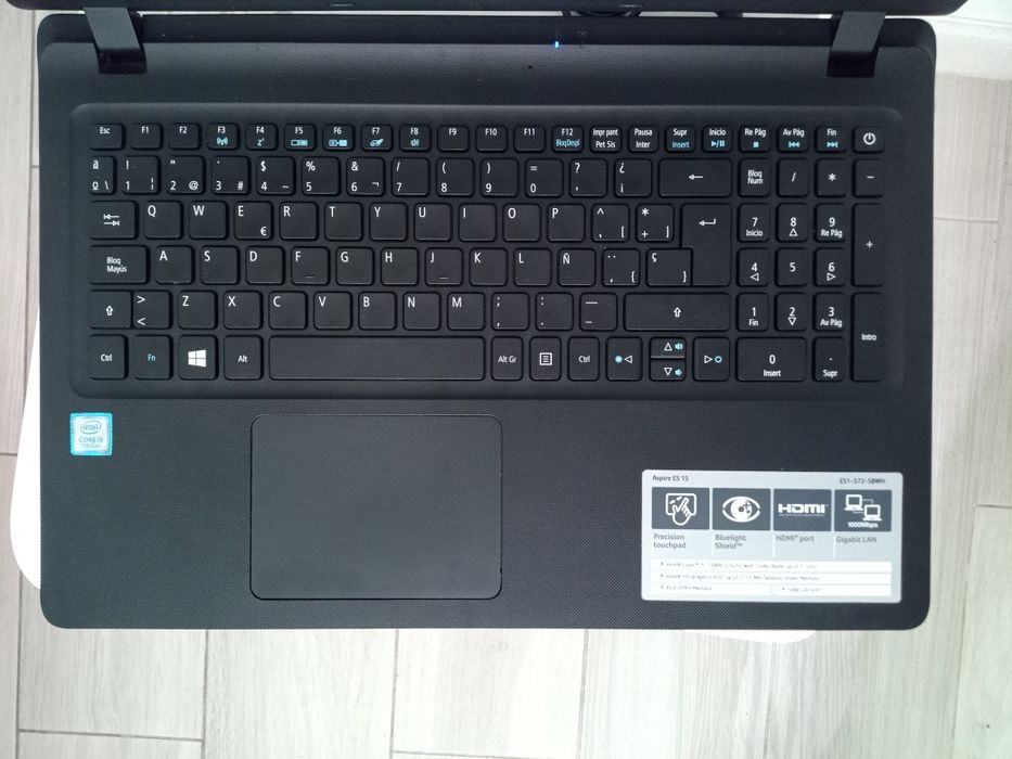 Acer Aspire ES 15 - i5-7200U - 8GB - SSD 256GB