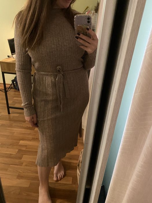 Сукня  зимова ,вʼязана