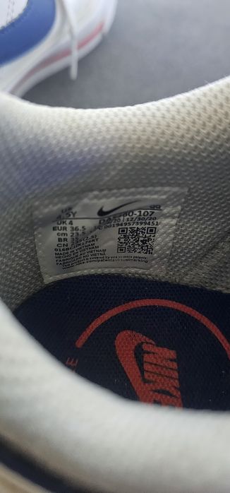 Nike  dla chlopca  36.5