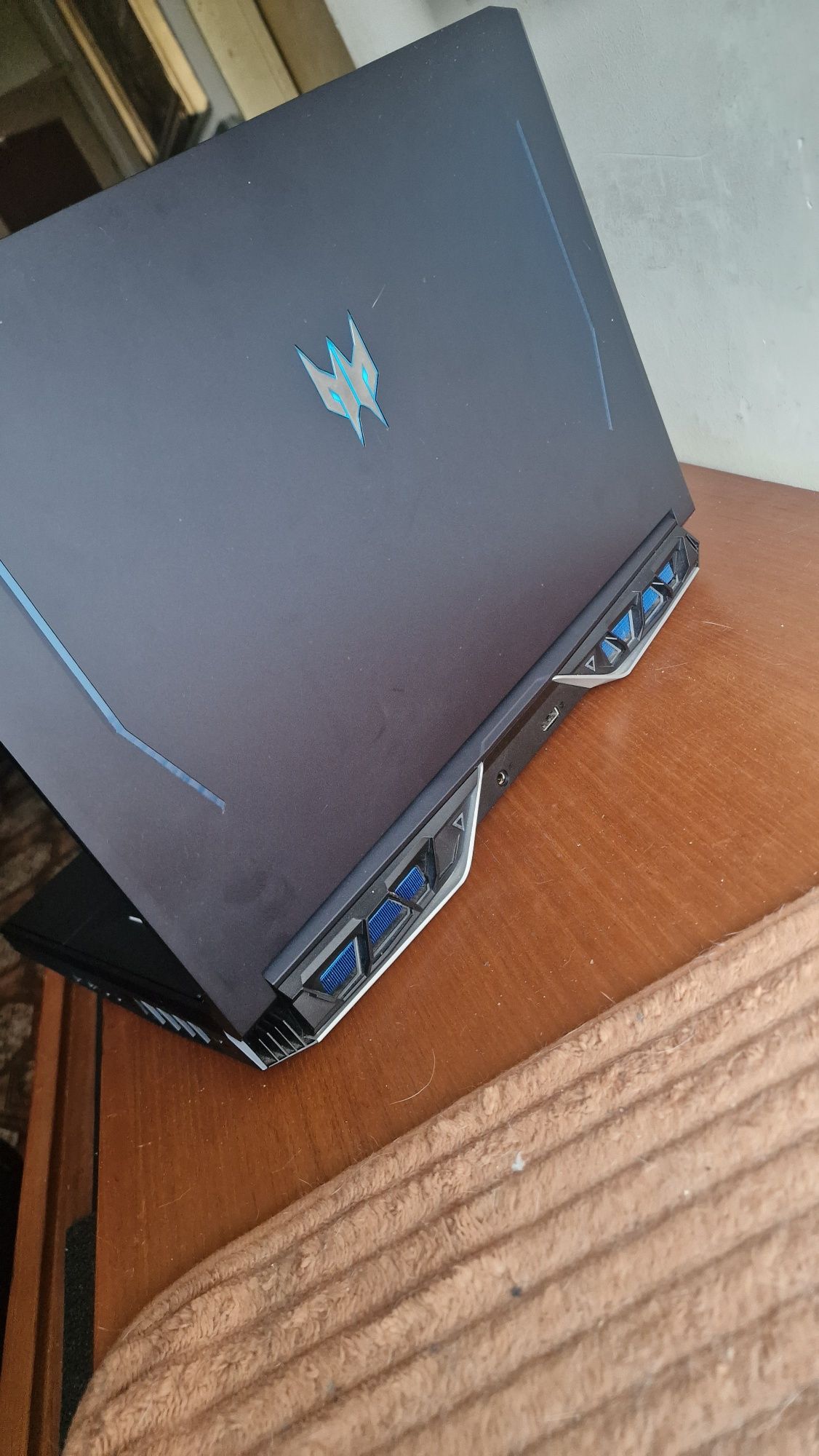 Helios 700 predator