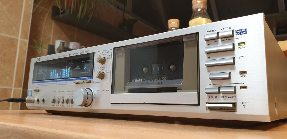 JVC KD-D4 Stereo Cassette Deck