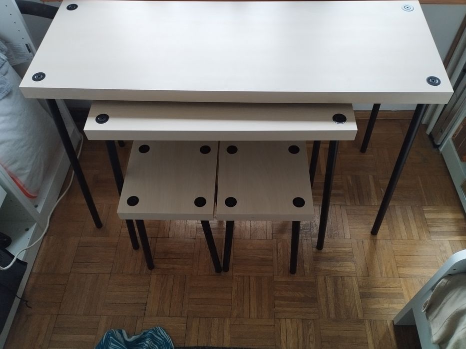 IKEA FRIDNAS Zestaw 4 stolików, czarny/limit.brzozy