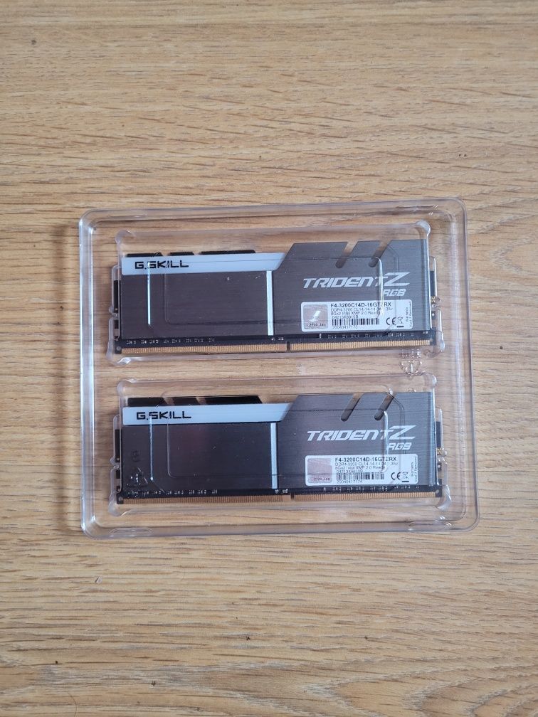 Pamięć RAM DDR4 G.SKILL Trident Z RGB  16GB