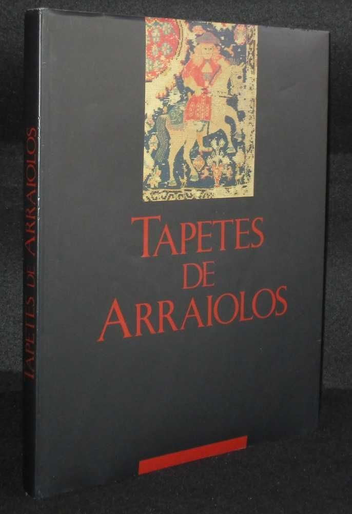 Livro Tapetes de Arraiolos Teresa Pacheco Pereira Numerado