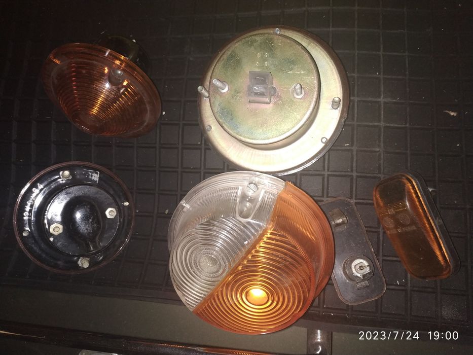 Światła lampy klosze migacze stop star nysa jelcz fiat 125 126 żuk