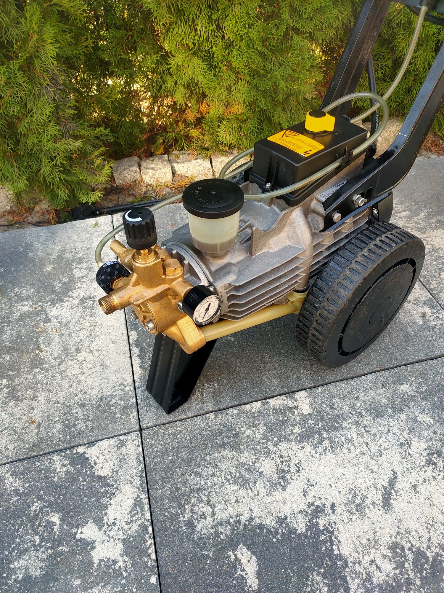 Myjka ciśnieniowa Karcher HD 890