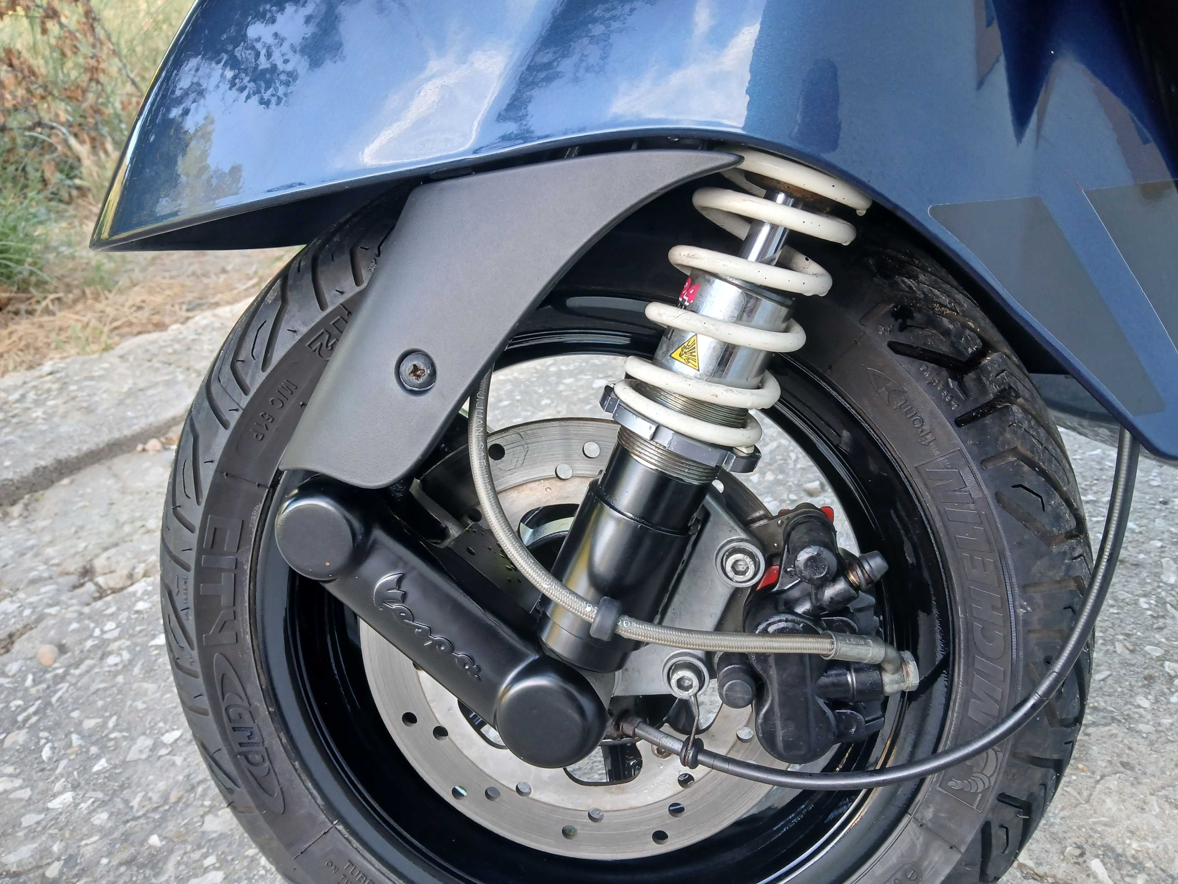 Vespa gts 250ie 2007