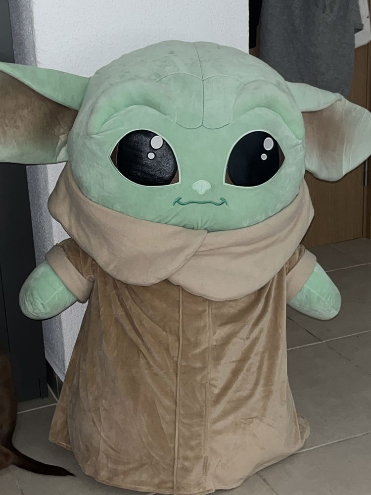 Peluche baby yoda