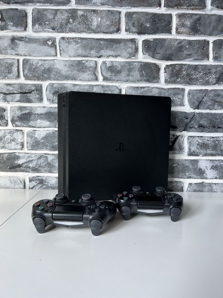 Ps4 slim 1 tb - 12 игр / 2 джойстика - в Идеале