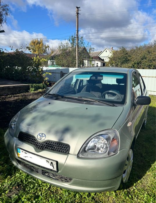 Toyota Yaris 2003 автомат