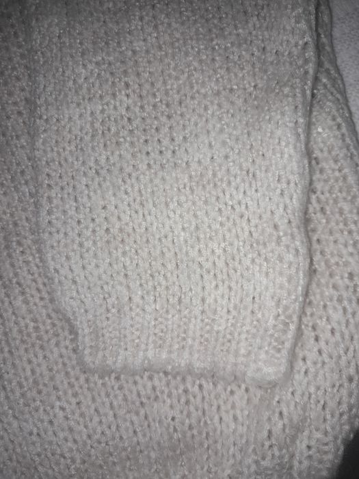 Sweter rozpinany oversize.