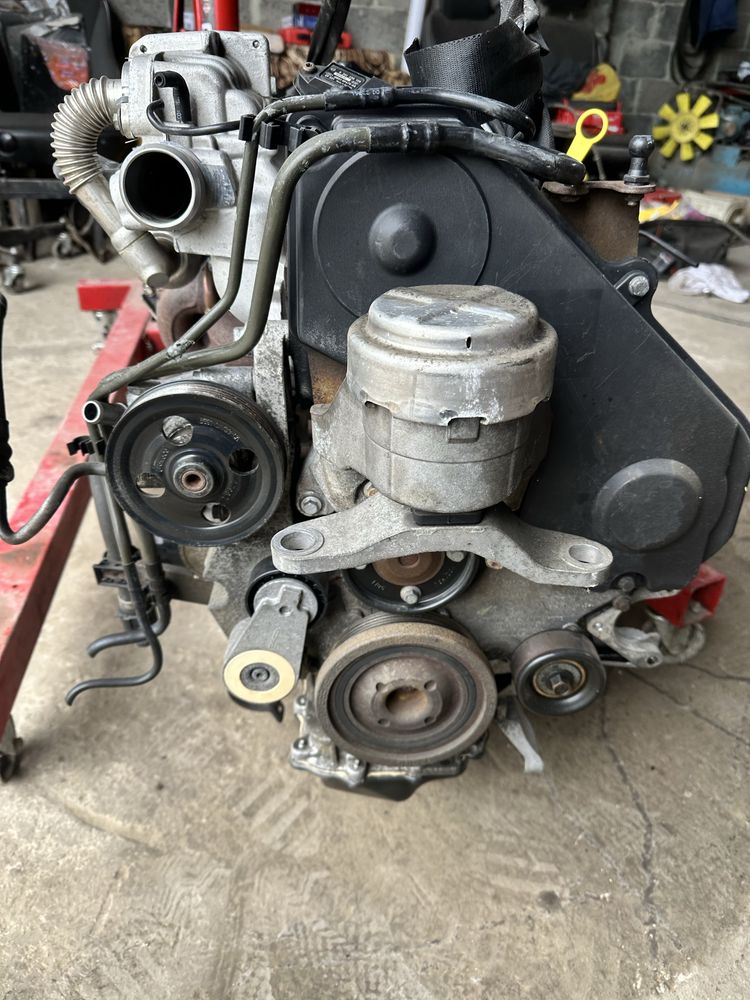 Двигун , мотор 1.8 tdci ford