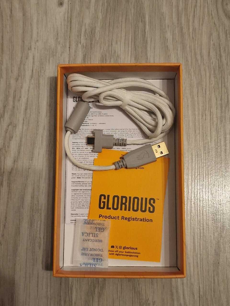 Mysz gamingowa Glorious Series 2 Pro Wireless Biała