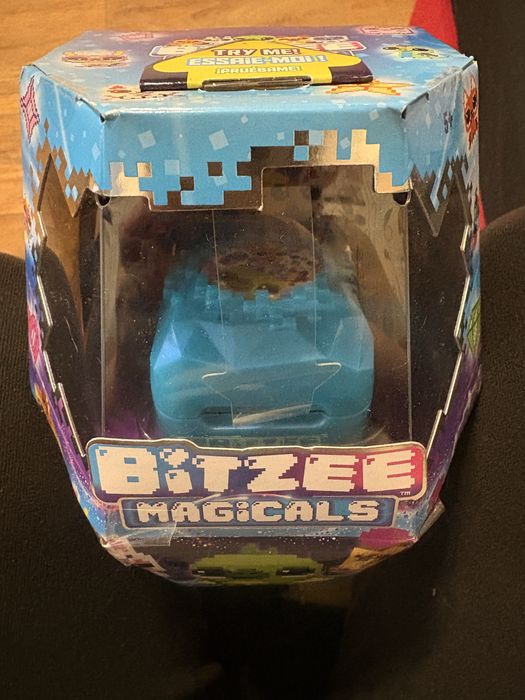 Bitzee Magicals interaktywne cyfrowe zwierzątko