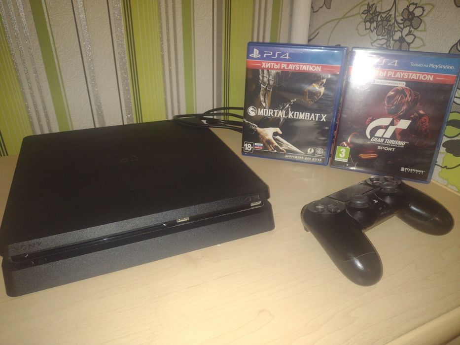 Playstation 4 Slim 1tb