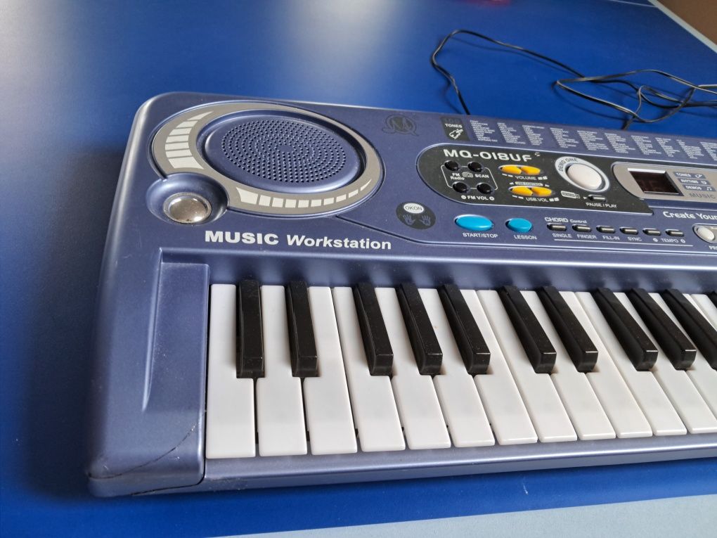 Keyboard pianino organy organki radio mp3 mikrofon