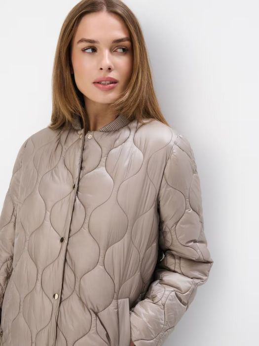 Пальто Mohito стьобане