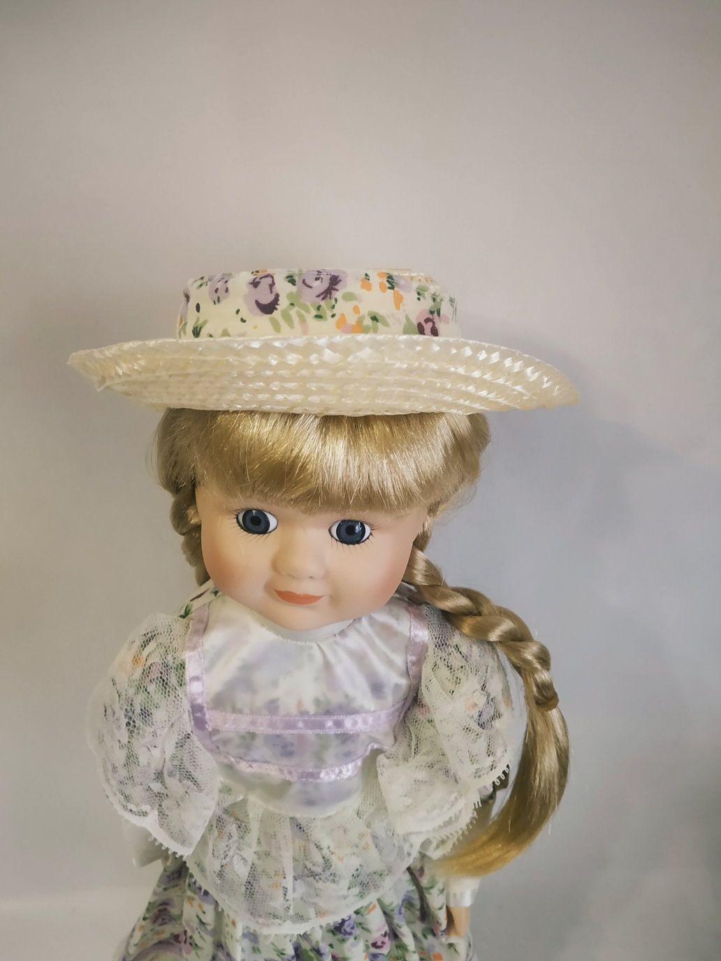 Фарфоровая кукла, коллекционная