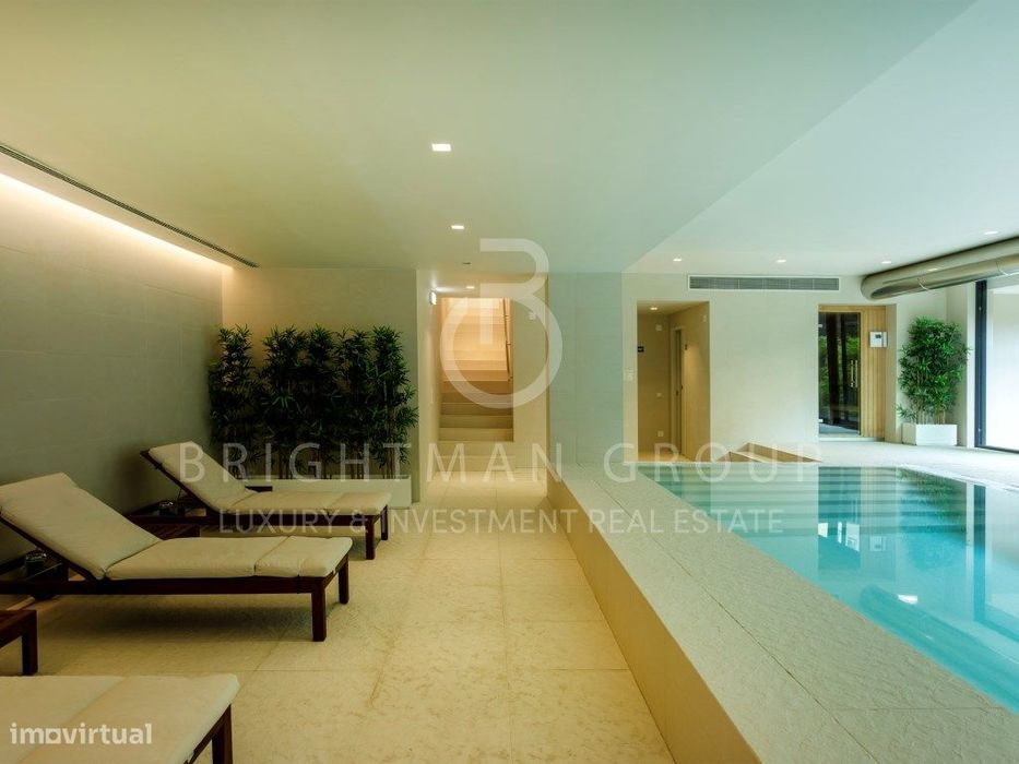 Novo Penthouse T4 duplex no coração do Campo Grande