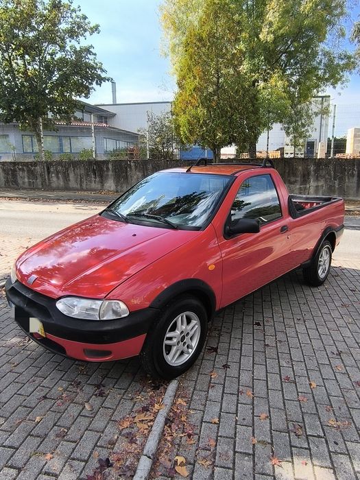 Fiat Strada 1.9D Nacional