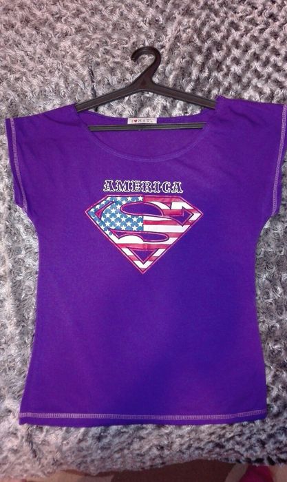 Жіноча футболка M/XL