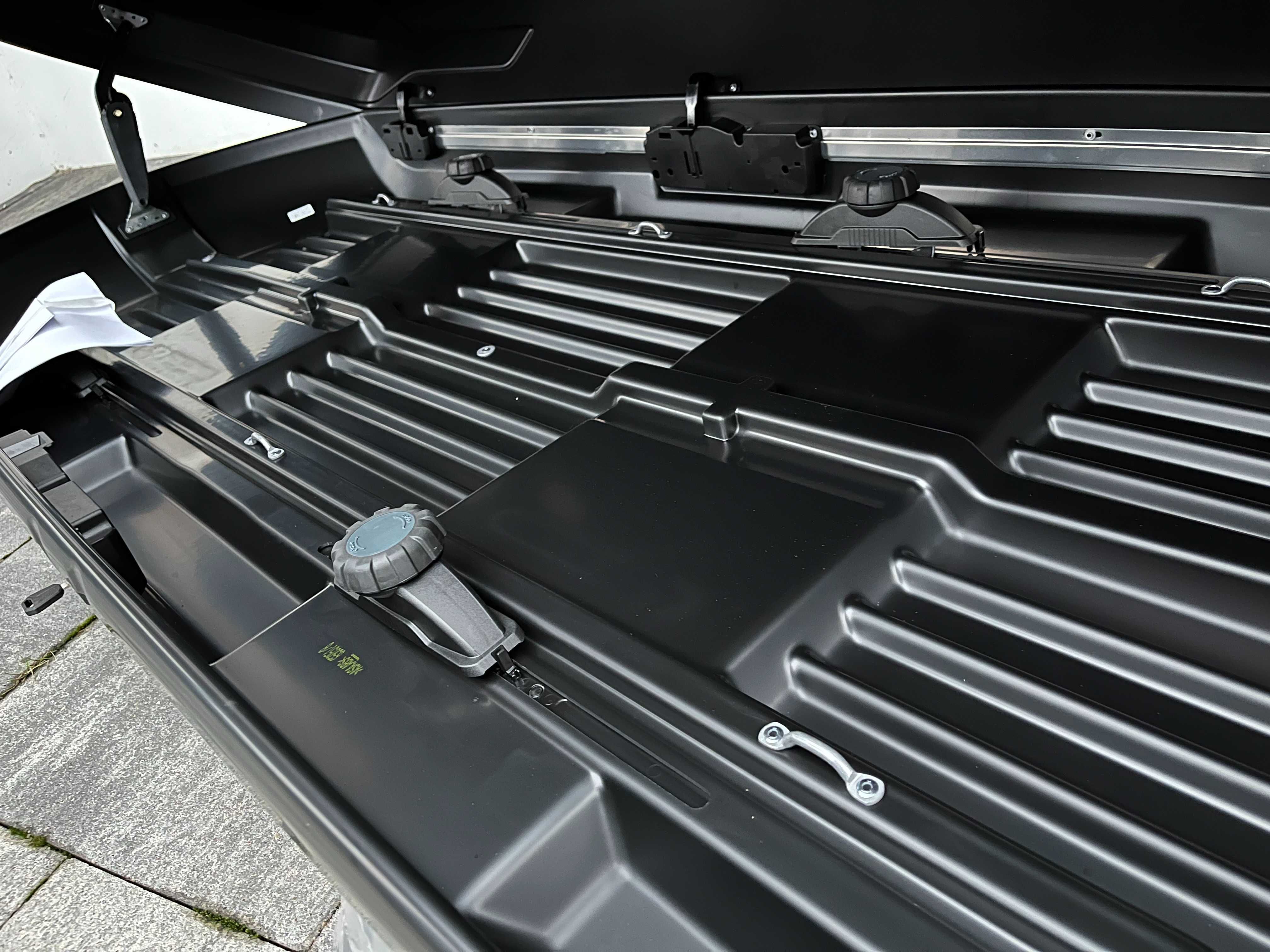 Nowy oryginalny, firmowy box dachowy Stellantis rozmiar XL 500L