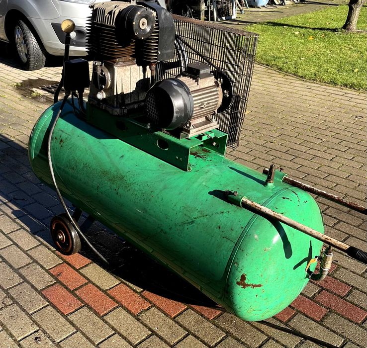 Kompresor olejowy D 270 X 270l 400V 3kW sprawny + nowa głowica