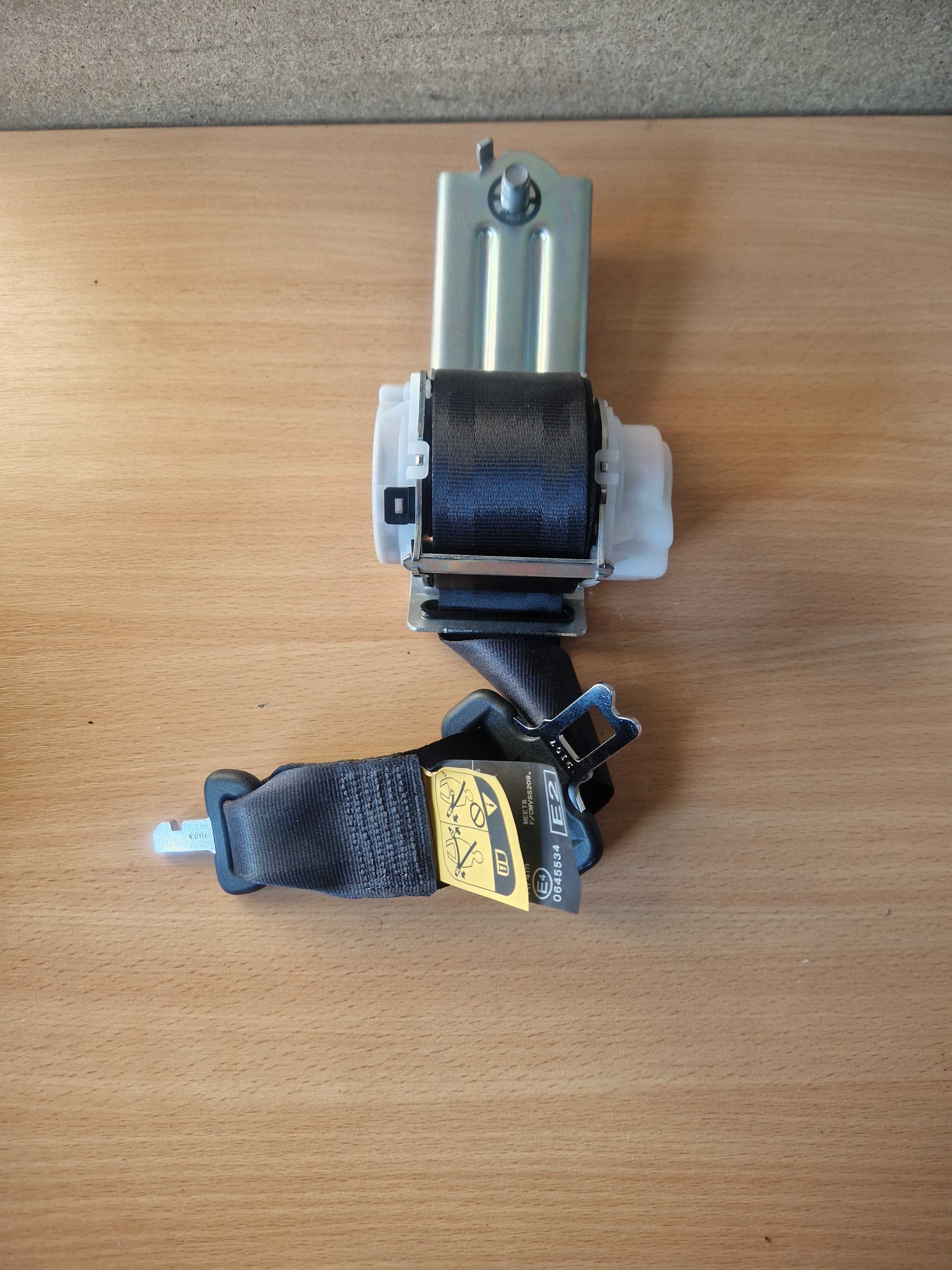 Пасок Ремінь безпеки Subaru Forester 19-24 64621SJ001VH  64660SJ021VH