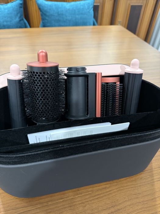 VENDO Modelador e secador multifunção Dyson Airwrap Strawberry