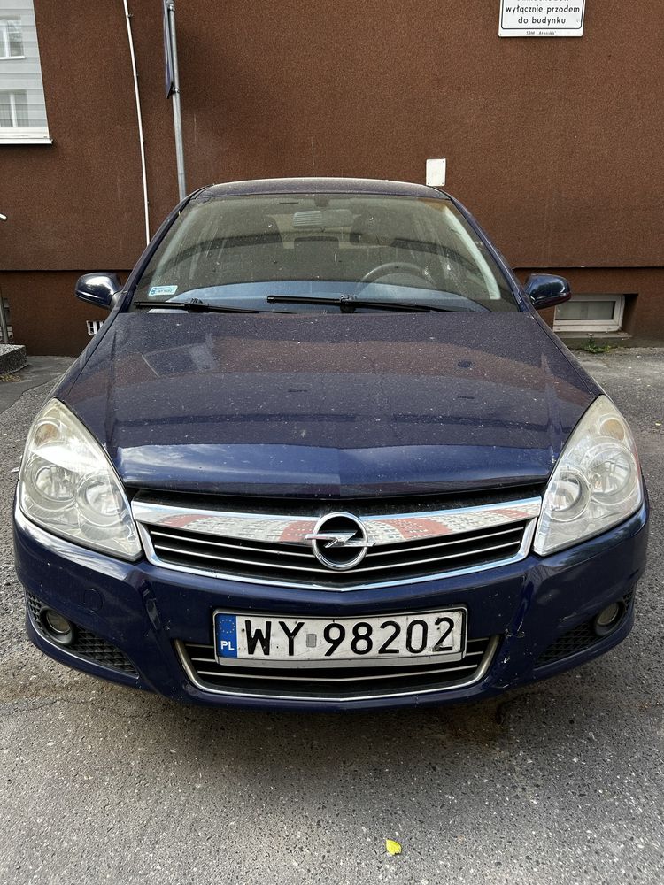 Opel Astra H |||
