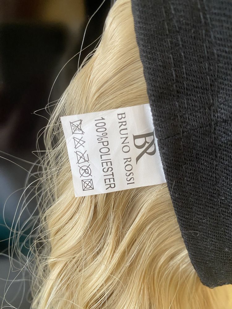Czapka z wlosami dopinka blond extra peruka