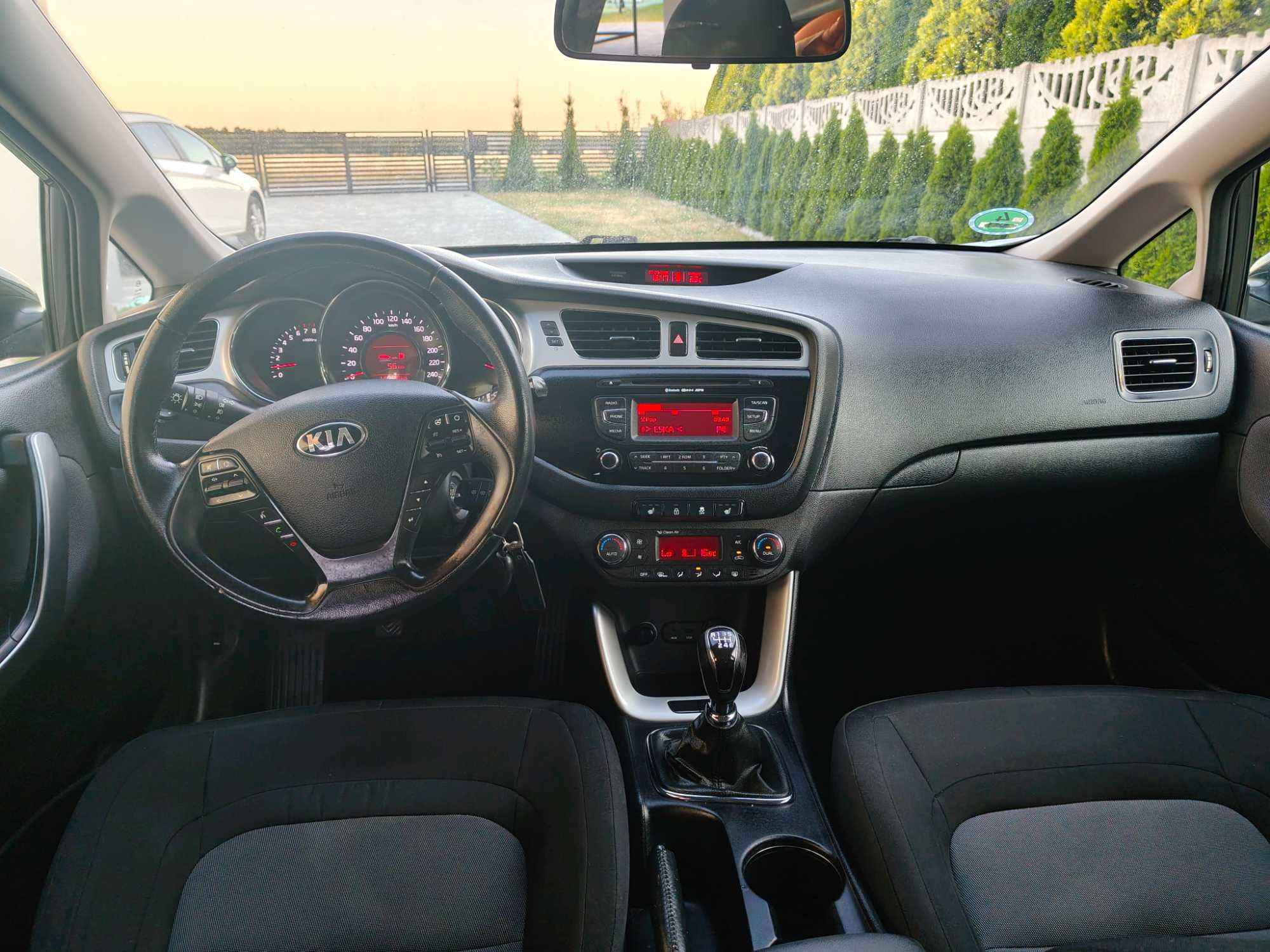 Kia Cee'd 2013 1.4 Benz, Webasto