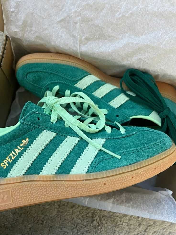 Жіночі кросівки Adidas Spezial green (зелені)