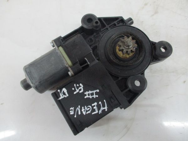 Motor vidro frente direito RENAULT Megane III (BZ0_)