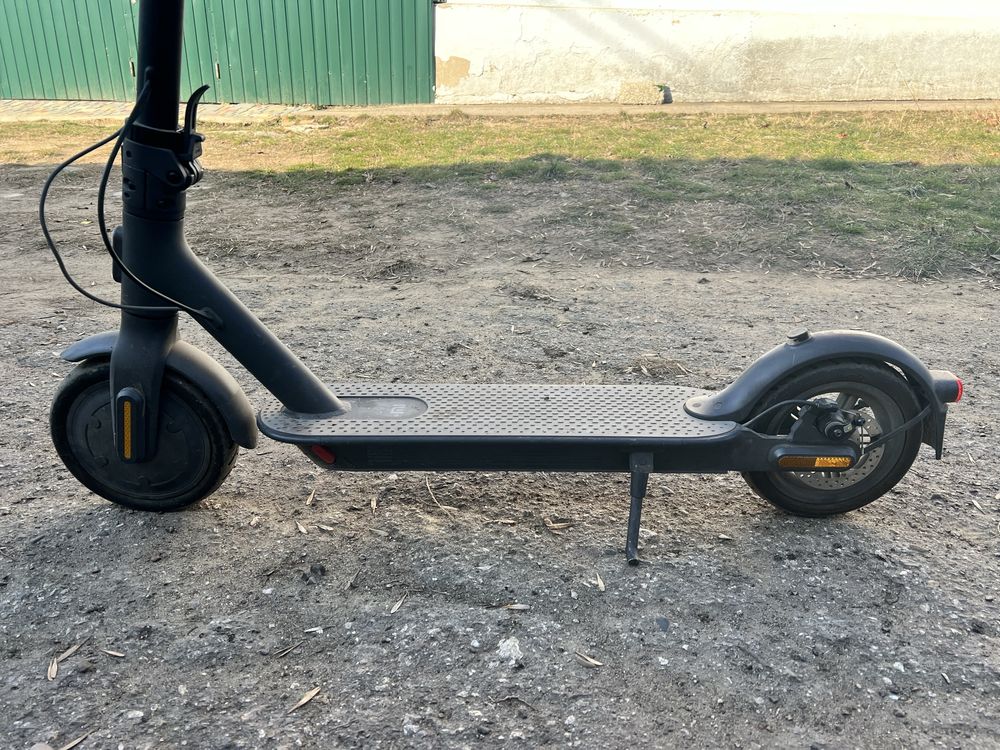 Электросамокат Xiaomi Mi Electric Scooter 1S