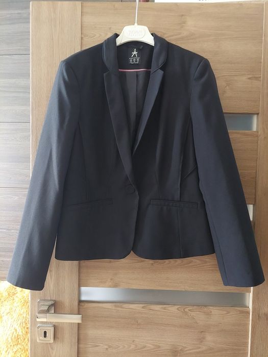 NOWY żakiet damski marki ATMOSPHERE rozmiar 42marki marki