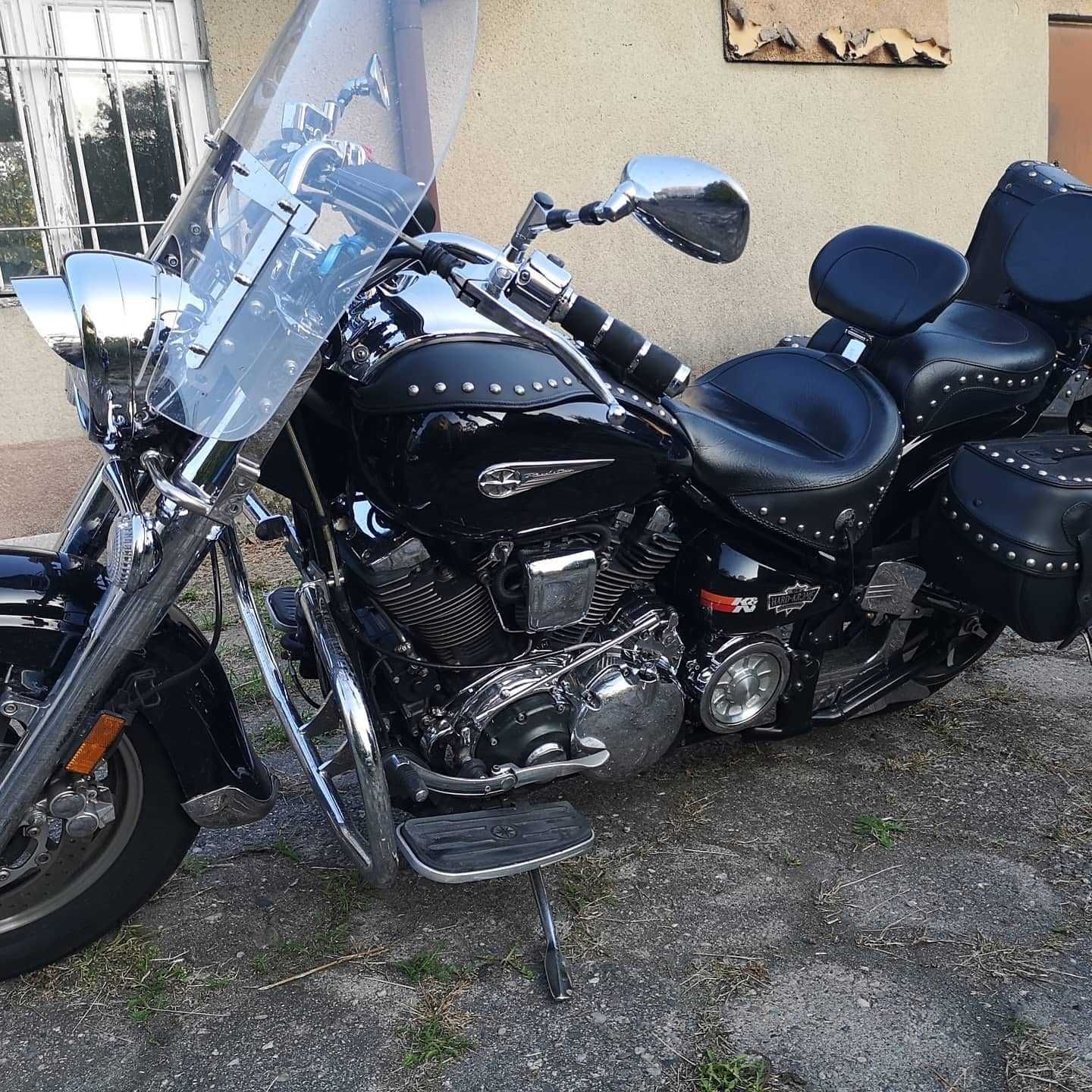 Yamaha road star 1700