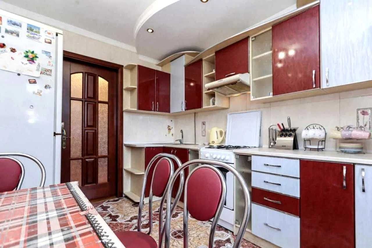 Срочно продам 3х комн. Одесская Зерновая 1выс/5 с ремонтом