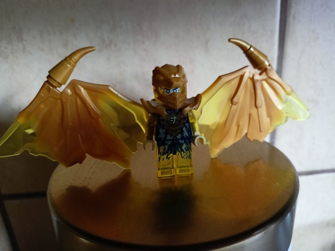 Figurka LEGO Ninjago ninjago golden dragon jay