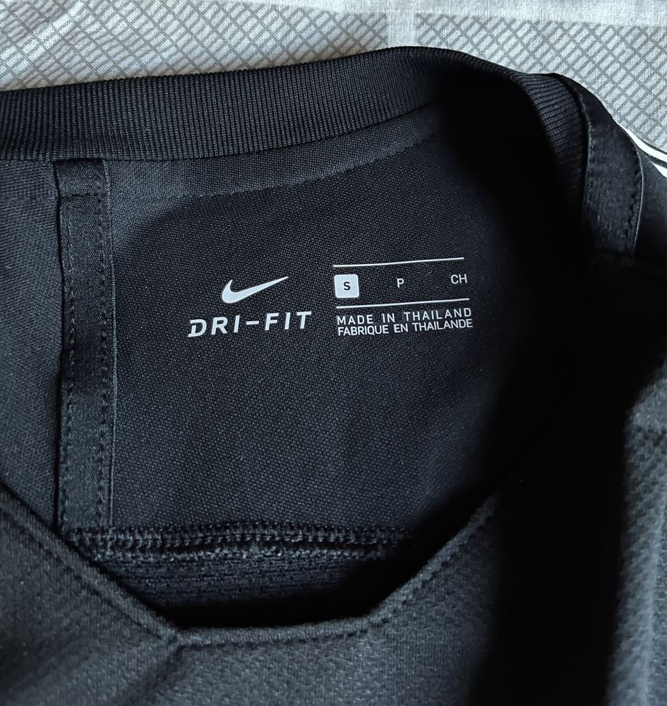 Футболка Nike Dri Fit