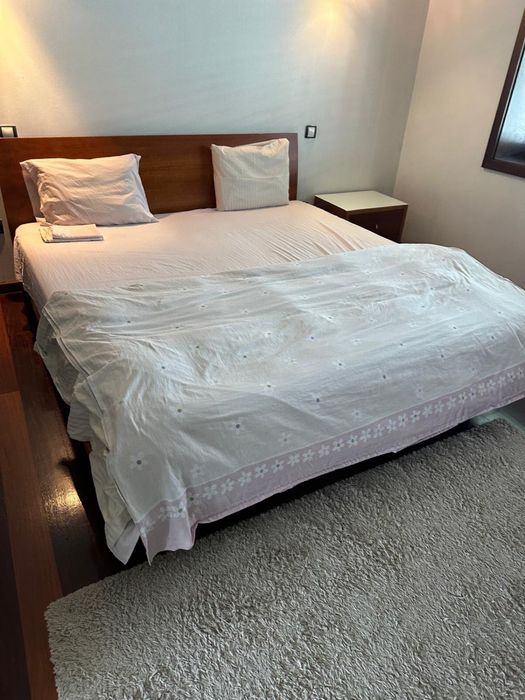 cama de casal em madeira