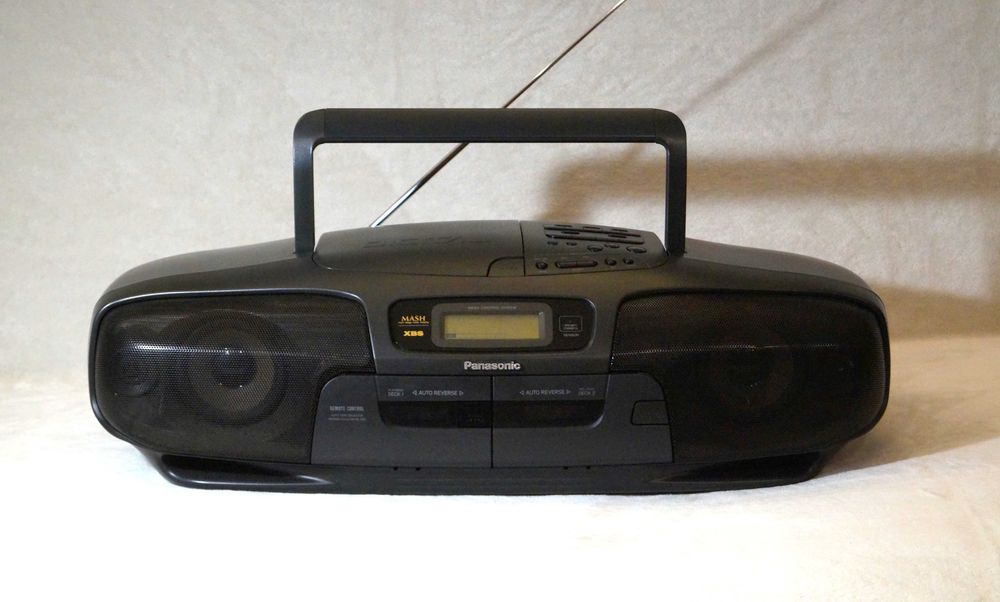 VINTAGE boombox, kaseciak Panasonic RX-DT501, lata 90, made in JAPAN