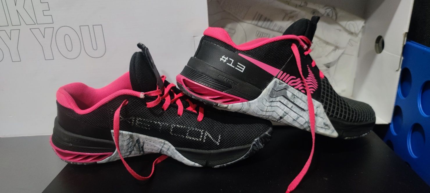 Buty sportowe ciężarowe damskie Nike Metcon