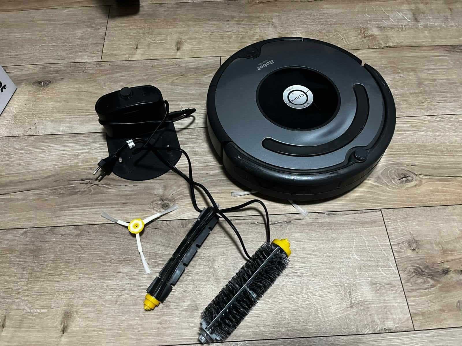 Robot sprzątający iRobot Roomba 676